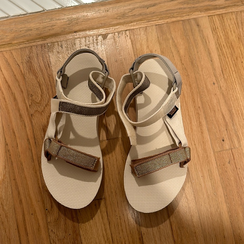 Teva Sandal
